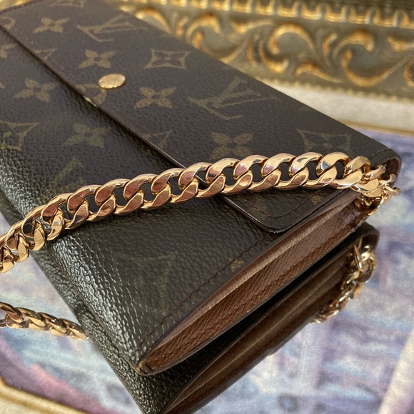 Louis Vuitton Long Wallet Chained Wallet on Chain WOC Purse Wallet Crossbody - Picture 5 of 9